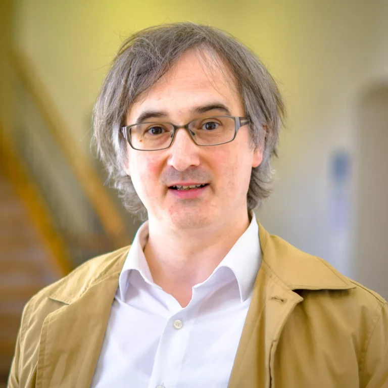 Dr. Andreas Schirmer